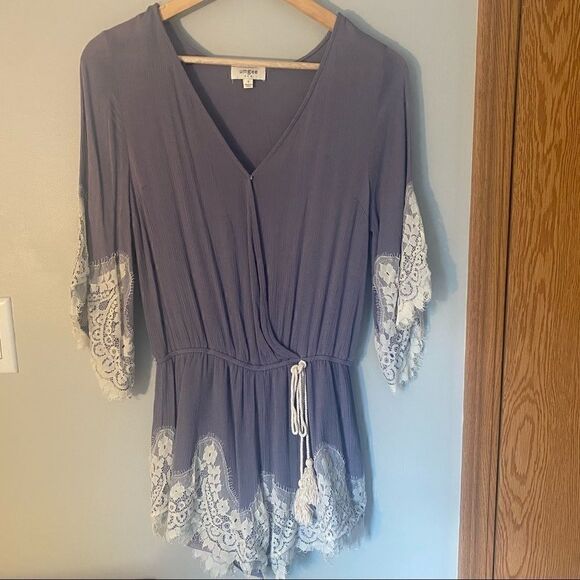 UMGEE slate blue lace hem romper - Picture 2 of 12